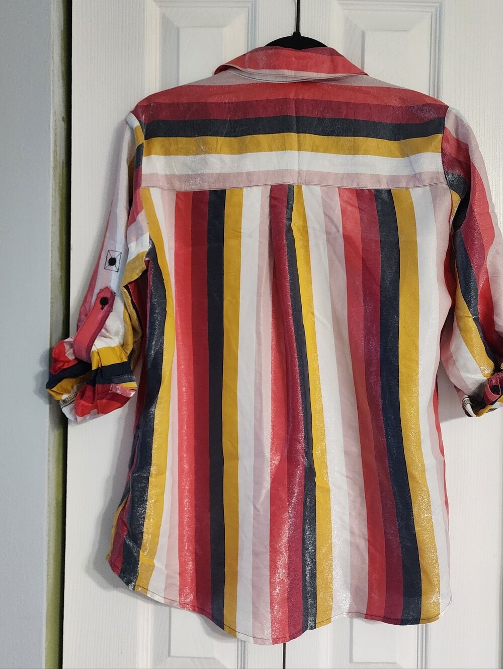 Express Portofino Metallic Multi-Color Vertical Stripe Roll-Tab Sleeve Button - Picture 4 of 7